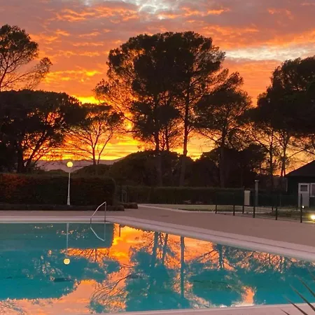 Superbe Au Soleil アパート Saint-Raphaël